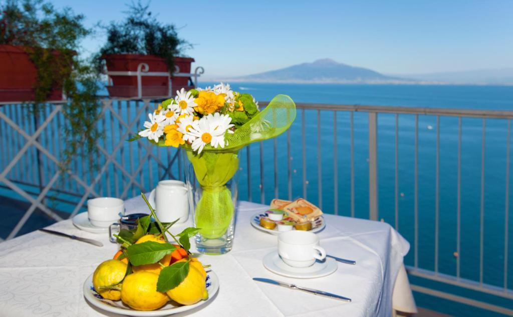 Hotel Settimo Cielo Sorrento Esterno foto