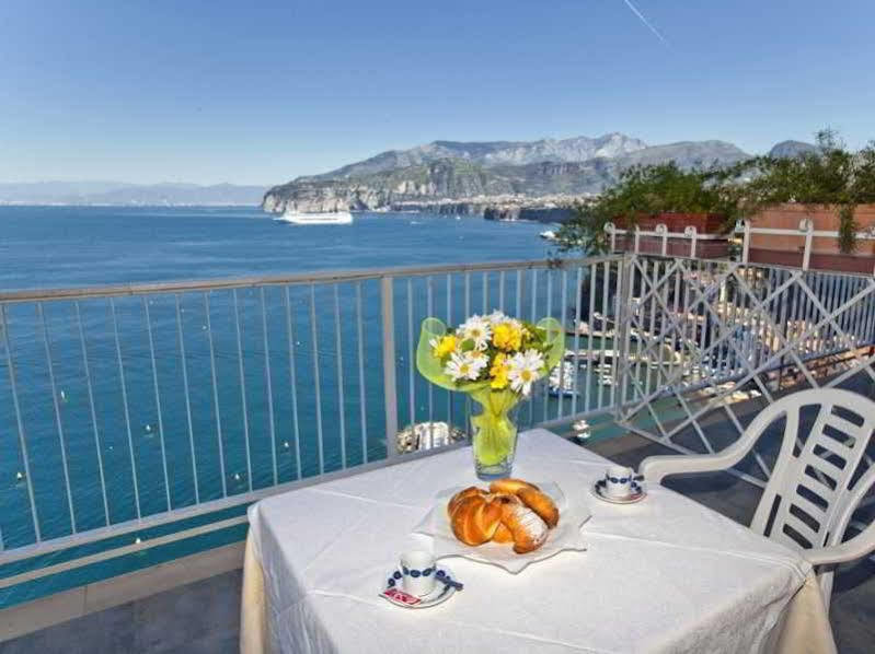 Hotel Settimo Cielo Sorrento Esterno foto