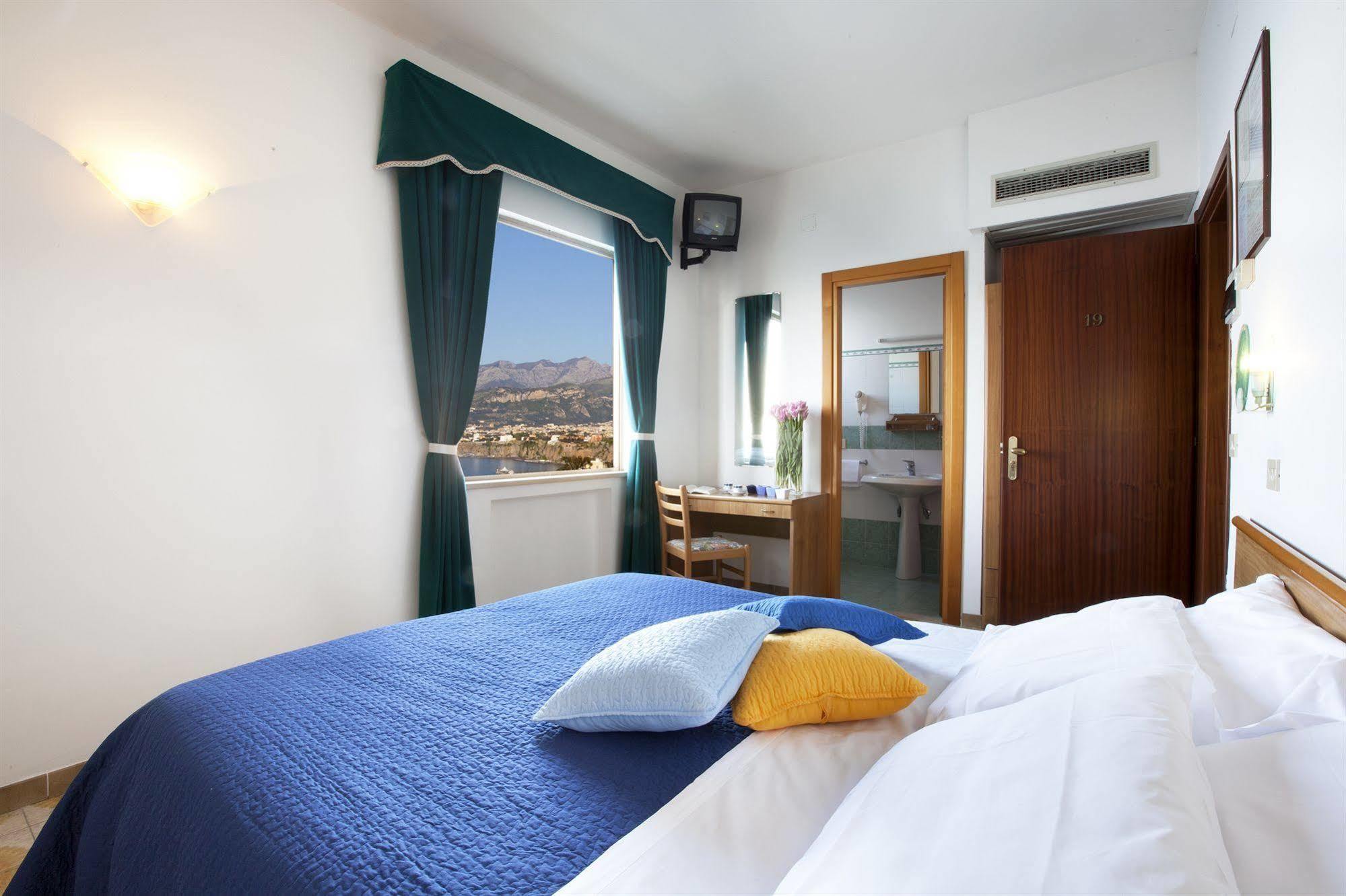 Hotel Settimo Cielo Sorrento Esterno foto