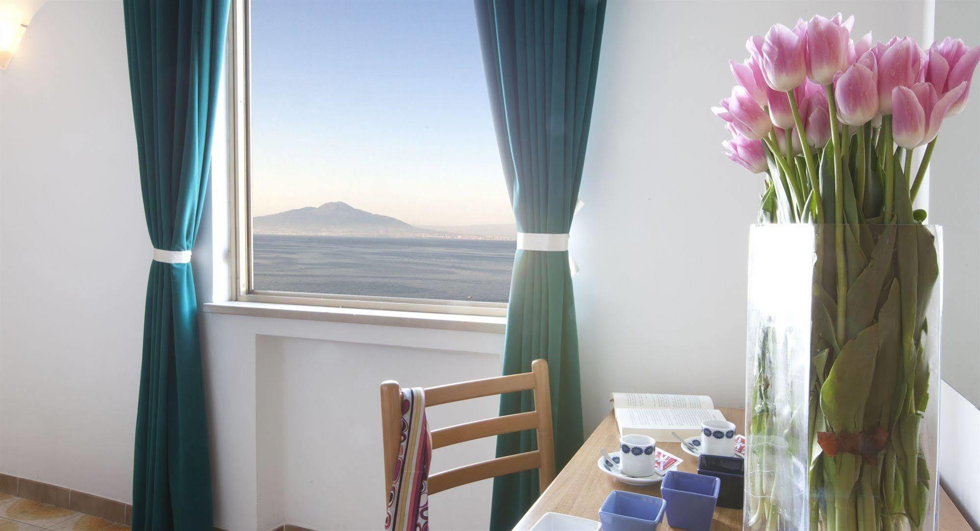 Hotel Settimo Cielo Sorrento Esterno foto