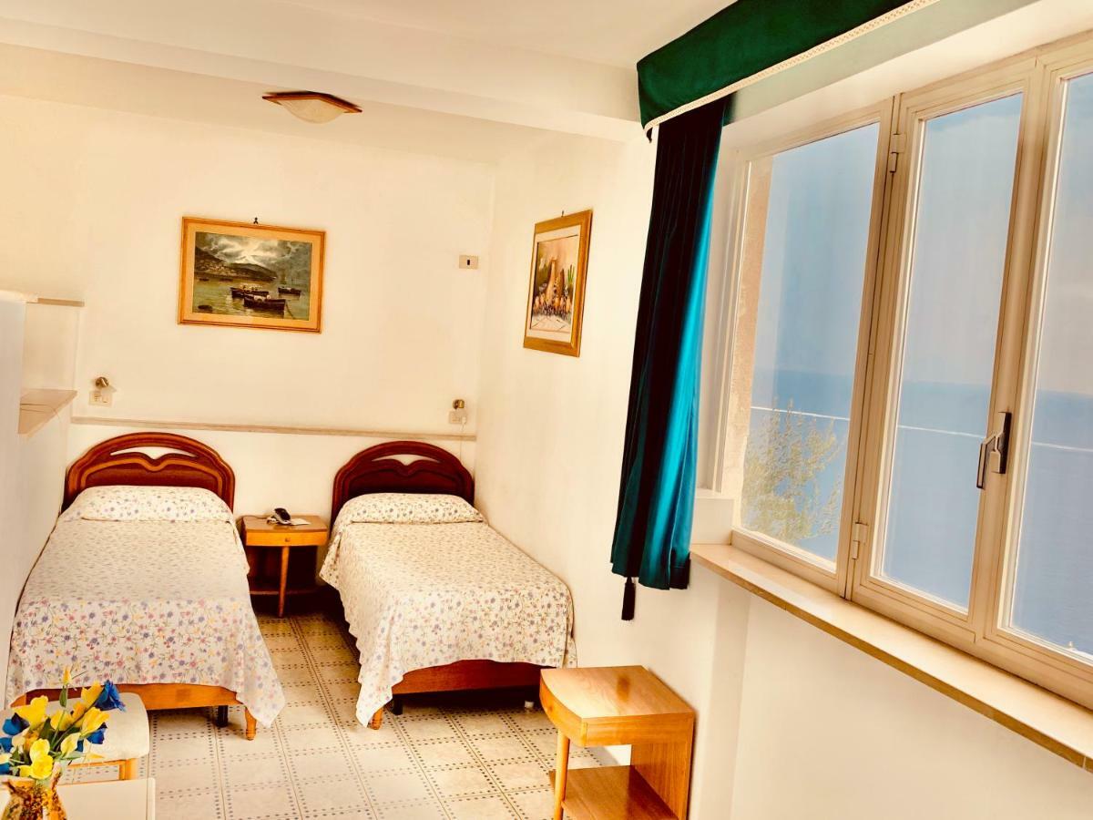 Hotel Settimo Cielo Sorrento Esterno foto